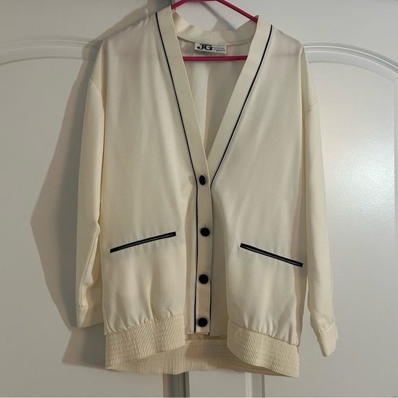 JG Tops - JG Collection by Joyce NWT Vintage Cream Cardigan